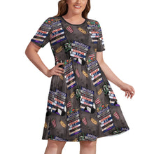 Load image into Gallery viewer, Movie night short sleeved dress plus size