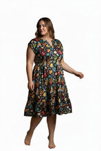 Load image into Gallery viewer, Mermaid friends dress