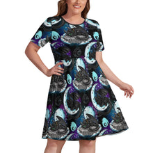 Load image into Gallery viewer, Dragon training dress
