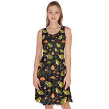 Load image into Gallery viewer, Toad print dress
