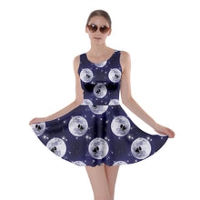 Load image into Gallery viewer, Alien moon print dress
