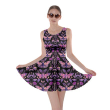 Load image into Gallery viewer, Purple moth print dress
