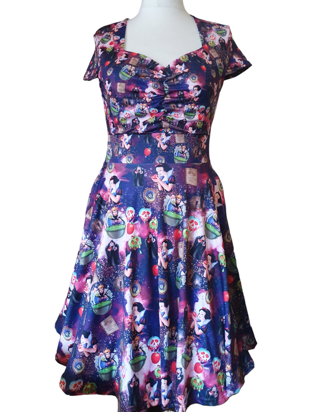 Princess and the Apple print dress